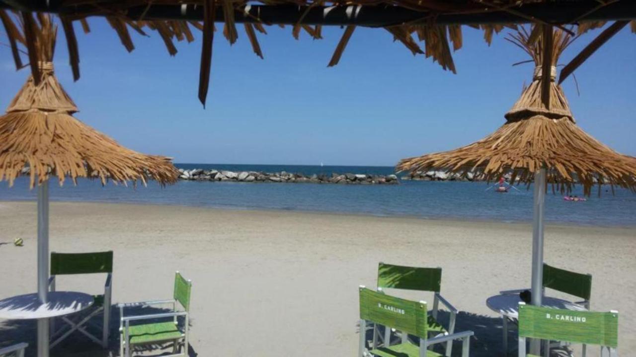 Hotel Acapulco Ріміні Екстер'єр фото